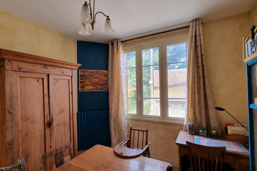 Les Noyers Monestois Entre Cher Et Canal De Berry Mennetou-sur-Cher Exterior photo