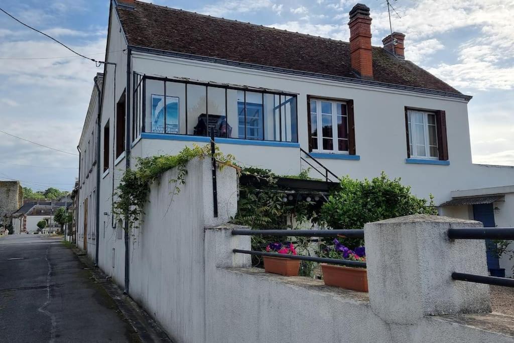 Les Noyers Monestois Entre Cher Et Canal De Berry Mennetou-sur-Cher Exterior photo
